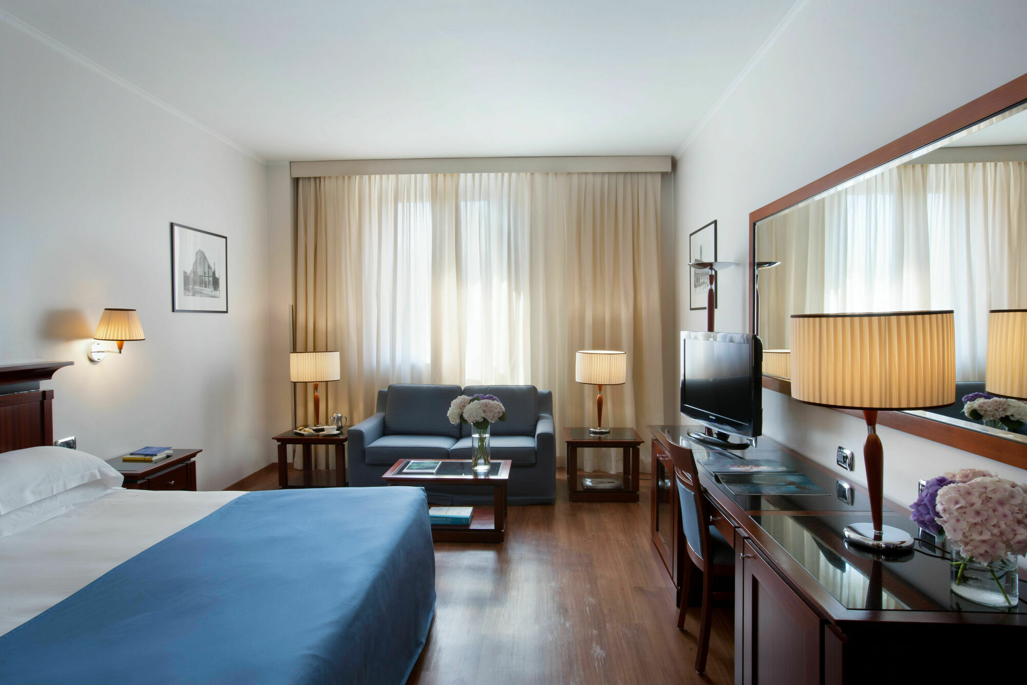 สตาร์โฮเต็ล เอ็กเซลซิเออร์ Hotel โบโลญญา ภายนอก รูปภาพ