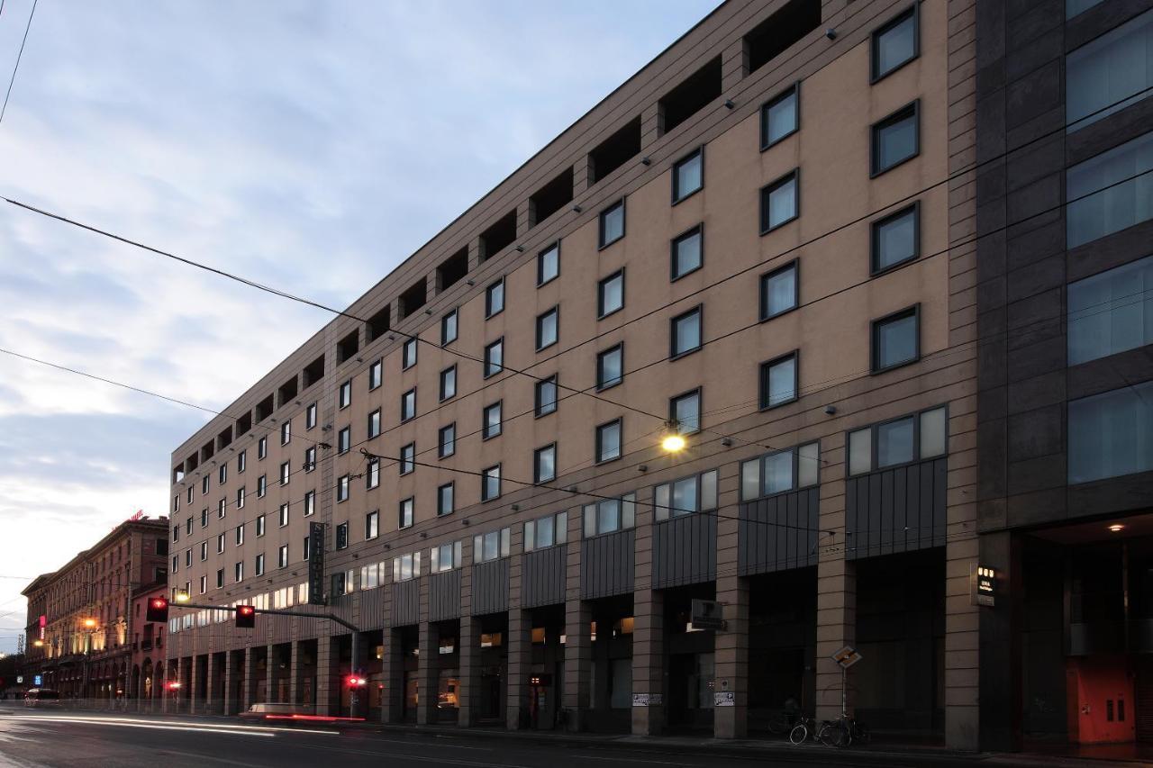 สตาร์โฮเต็ล เอ็กเซลซิเออร์ Hotel โบโลญญา ภายนอก รูปภาพ